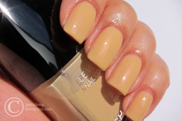 Chanel Le Vernis In 565 Beige | joey'space