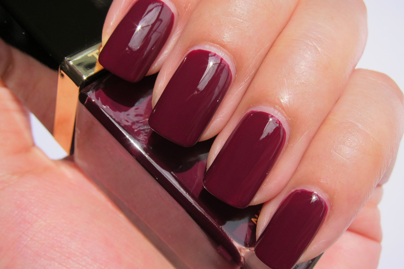 Tom Ford Nail Lacquer In 09 Plum Noir | joey'space